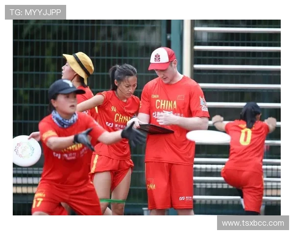 南京飞盘队战术配合深度解析与其他队伍的对比分析 南京飞盘队战术配合深度解析与其他队伍的对比分析