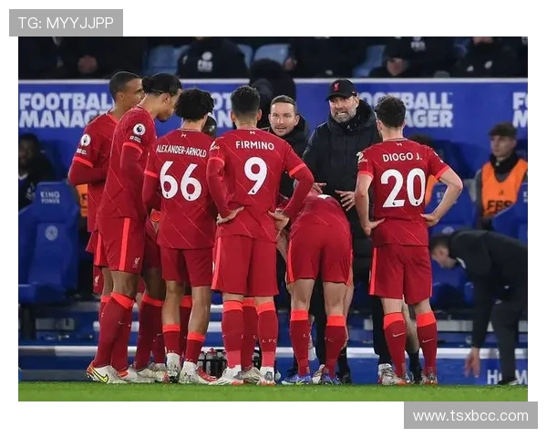 利物浦与切尔西激战正酣 双方展开英超焦点对决争锋相对 利物浦与切尔西激战正酣 双方展开英超焦点对决争锋相对