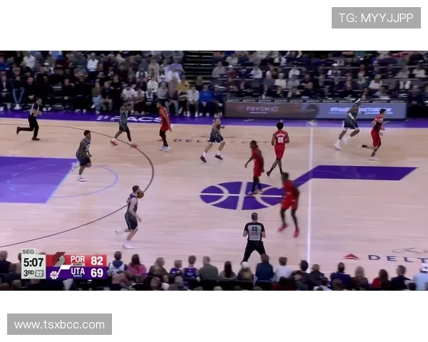 2007年NBA季后赛开拓者与爵士的激烈对决回顾与分析