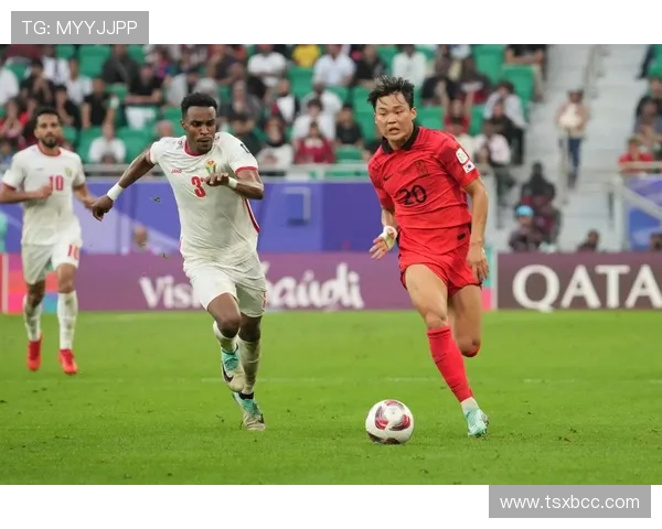 中国与印度男足激战正酣直播全程回顾与精彩瞬间分析 中国与印度男足激战正酣直播全程回顾与精彩瞬间分析